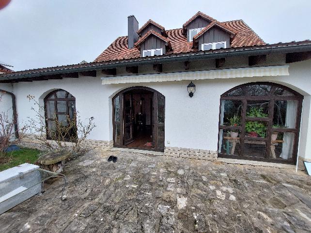 Referenz Creglingen - Vorher - Alte Holzfenster | Laible Bauelemente, Geislingen-Stötten